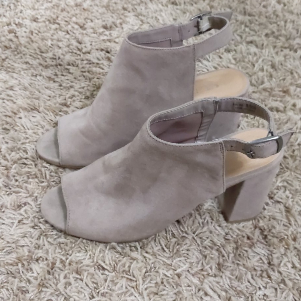 Women's heels